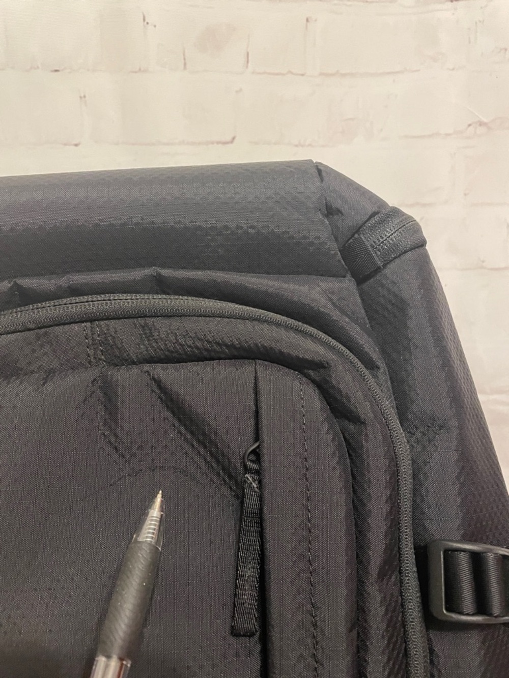 LuLulemon Room To Roam Backpack 23L - Picture 8 of 15
